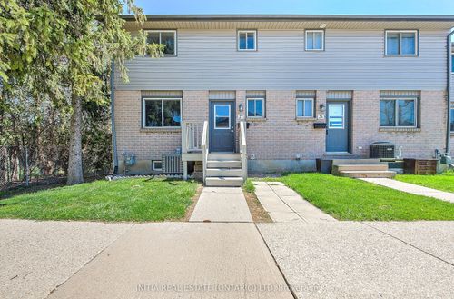 27-490 3rd St, London, ON, N5V4A2 | Card Image