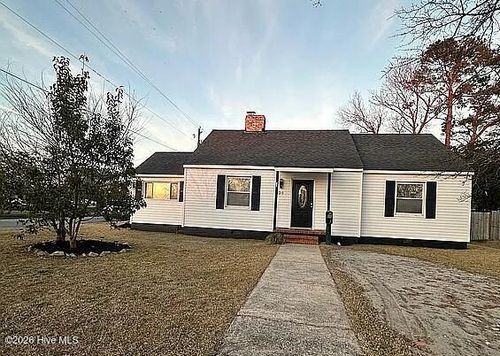 420 Johnson Blvd, Jacksonville, NC, 28540-5429 | Card Image