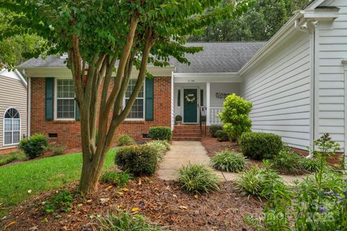 11106 Pale Hickory Ln, Charlotte, NC, 28215-8036 | Card Image