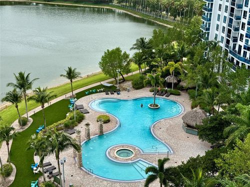 apt-1103s-2681 N Flamingo Rd, Sunrise, FL, 33323-1766 | Card Image