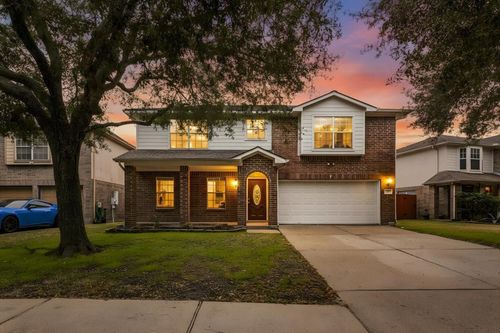 158 Bristol Bend Ln, Dickinson, TX, 77539-3206 | Card Image