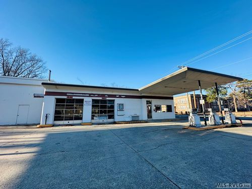 100 Academy St S, Ahoskie, NC, 27910-2948 | Card Image