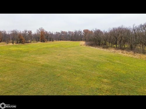 01 215th St., Calamus, IA, 52729 | Card Image