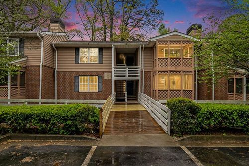 261 Quail Run, Roswell, GA, 30076 | Card Image