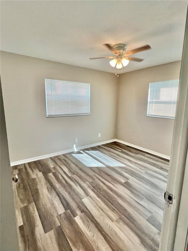 2102 W Palmetto St, Home with 4 bedrooms, 2 bathrooms and null parking in TAMPA FL | Image 4