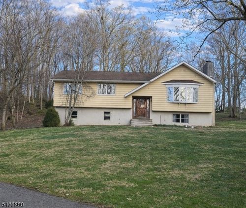 6 Millbrook Rd, Blairstown, NJ, 07825-9501 | Card Image