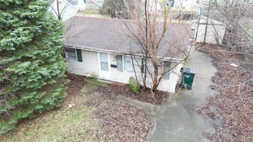 800 Jessop Avenue, Lansing, MI, 48910 | Card Image