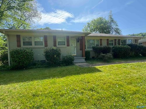 2002 Chambers Dr Ne, Huntsville, AL, 35811-2421 | Card Image
