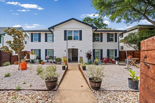 d-3415 Willowrun Dr, Austin, TX, 78704-7330 | Card Image