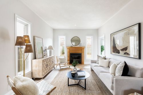 58 Kiwi Cres, Richmond Hill, ON, L4S2H6 | Card Image