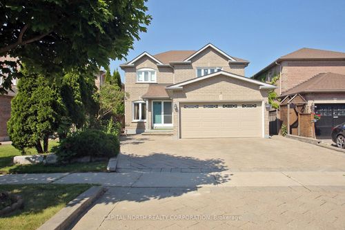6 Wildhaven Cres, Maple, ON, L6A2G9 | Card Image