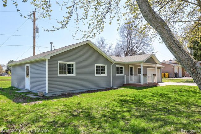 8845 Ormes Road, Home with 3 bedrooms, 2 bathrooms and null parking in Tuscola Twp MI | Image 2