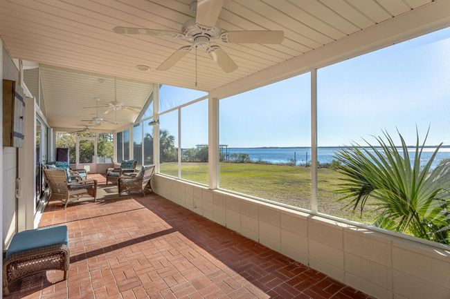 2433 Surf Rd, House other with 6 bedrooms, 5 bathrooms and null parking in Panacea FL | Image 5