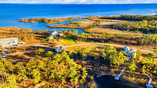 275 Ballast Pt, Oriental, NC, 28571-7514 | Card Image