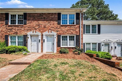 4-311 Salisbury St, Kernersville, NC, 27284-2990 | Card Image
