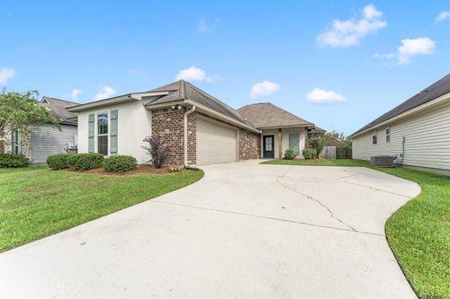 7729 Amite Springs Dr, Denham Springs, LA, 70706-1242 | Card Image