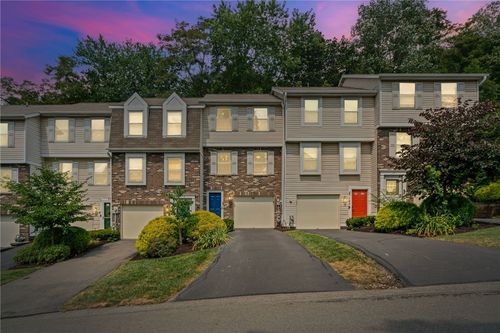 141 Rossmor Ct, Pittsburgh, PA, 15229-3108 | Card Image