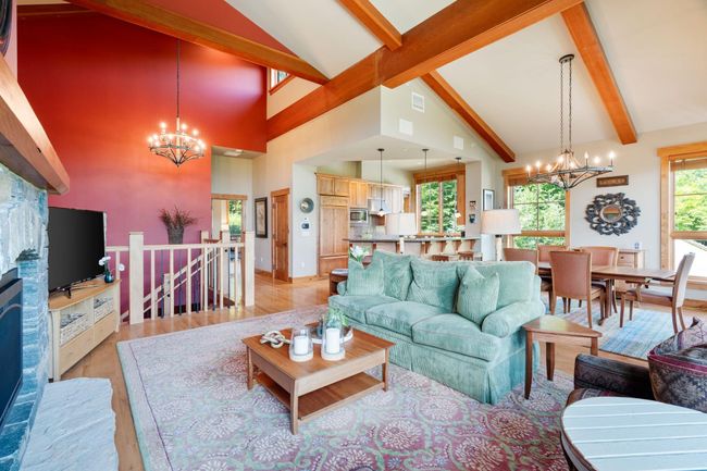 1 - 29 Nosedive Dr, Condo with 4 bedrooms, 6 bathrooms and null parking in Stowe VT | Image 14