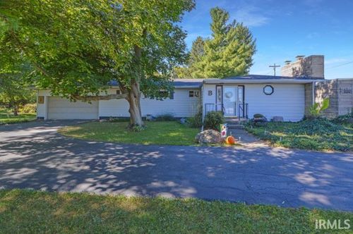 470 W State Road 18, Fowler, IN, 47944-8300 | Card Image