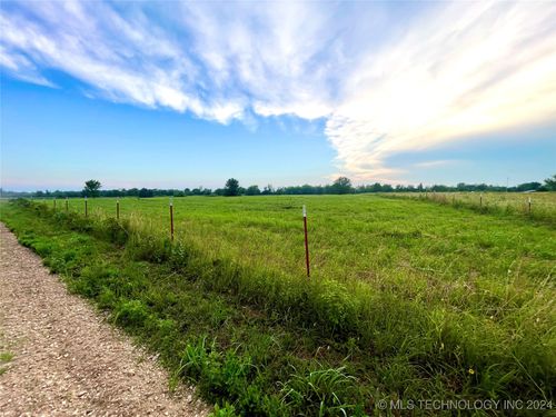  S Old Highway 2, Warner, OK, 74469 | Card Image