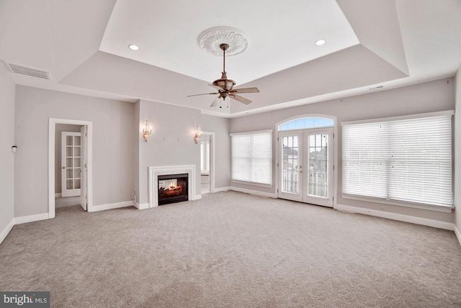 8238 Snead Loop, House other with 3 bedrooms, 3 bathrooms and null parking in GAINESVILLE VA | Image 21