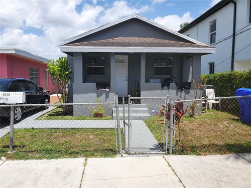 1615 Nw 65th St, Miami, FL, 33147-7943 | Card Image
