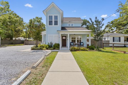 207 Dewey Avenue, Ocean Springs, MS, 39564 | Card Image