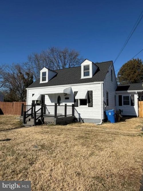 6810 Pickett Dr, MORNINGSIDE, MD, 20746-4617 | Card Image