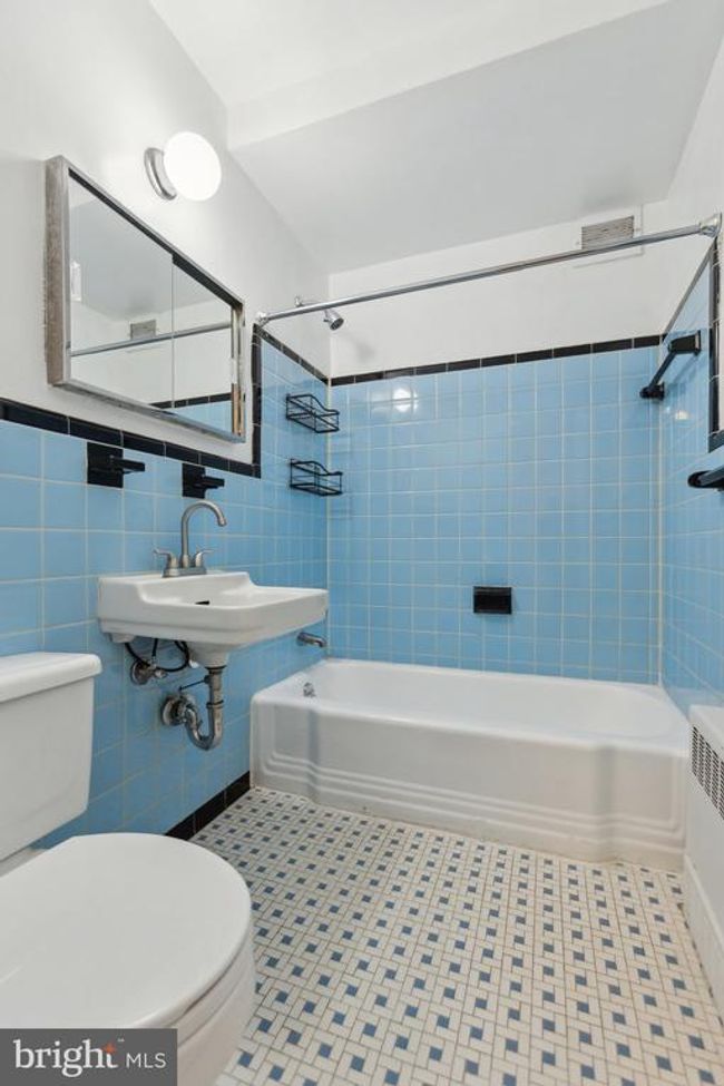 APT-104 - 5112 Macarthur Blvd Nw, Condo with 0 bedrooms, 1 bathrooms and null parking in WASHINGTON DC | Image 9