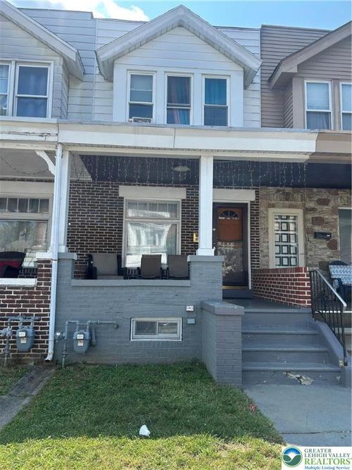 748 N 10th St, Allentown, PA, 18102-1442 | Card Image