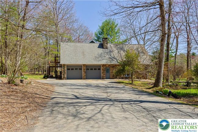 Driveway Side View | Image 13