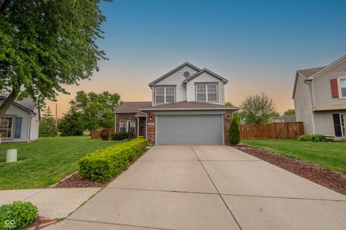 4531 Golden Meadow Court, Indianapolis, IN, 46254 | Card Image