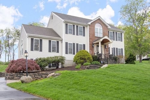 19 Miele Rd, Marlborough, MA, 01752-6544 | Card Image