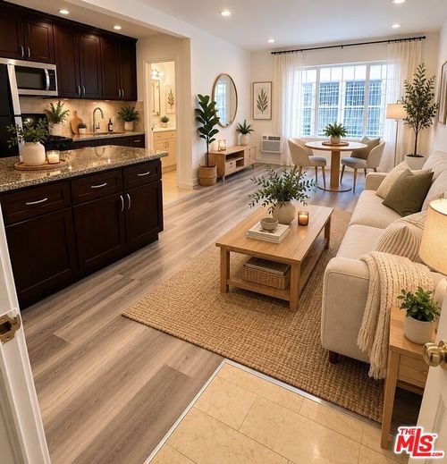 4-137 S Crescent Dr, Beverly Hills, CA, 90212 | Card Image