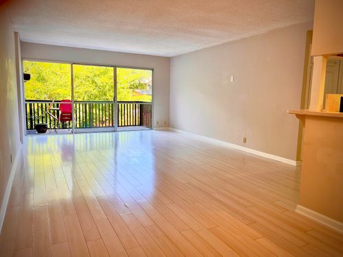 207-2727 Miradero Dr, SANTA BARBARA, CA, 93105-3053 | Card Image