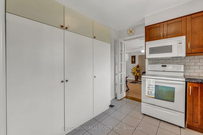 9245 8 Th Line, House other with 4 bedrooms, 2 bathrooms and 6 parking in Georgetown ON | Image 16