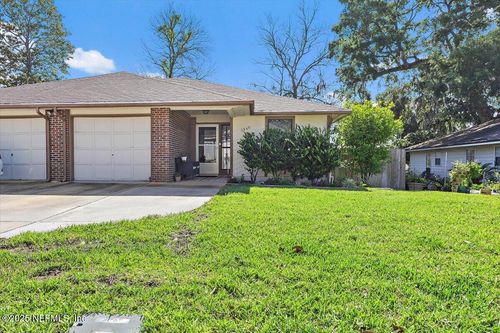 3945 Hollows Dr, JACKSONVILLE, FL, 32225-1671 | Card Image