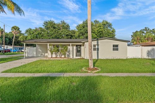 5625 Gateway Dr, TAMPA, FL, 33615-4123 | Card Image