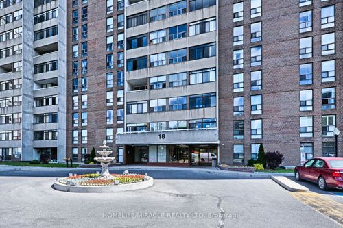 2005-18 Knightsbridge Rd, Brampton, ON, L6T3X5 | Card Image