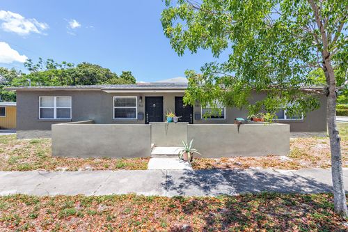701 New Jersey St, West Palm Beach, FL, 33401-6643 | Card Image