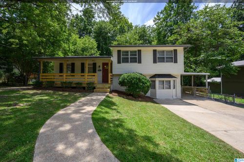 3020 Debra Dr, Fultondale, AL, 35068-1027 | Card Image
