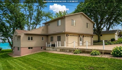 2714 Breezy Heights Dr, Milford, IA, 51351-7352 | Card Image