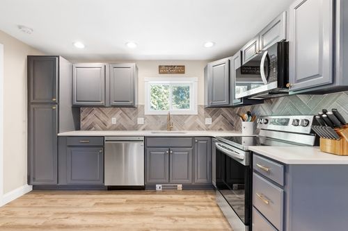 2b-2 Park St, Westborough, MA, 01581-1164 | Card Image