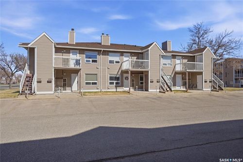 6549 Rochdale Blvd, Regina, SK, S4X2Z1 | Card Image