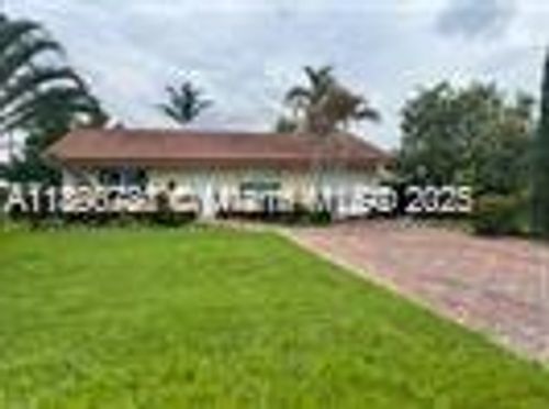 0-7305 Nw 95th Way, Tamarac, FL, 33321-2321 | Card Image