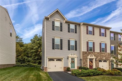 118 Arbor Trail Dr, Mc Kees Rocks, PA, 15136-3709 | Card Image