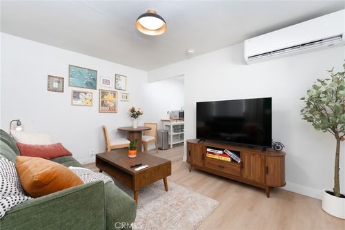 2-1043 E Palmyra Ave, Orange, CA, 92866-2422 | Card Image