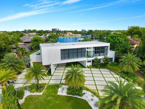 19 Gatehouse Rd, Sea Ranch Lakes, FL, 33308-2943 | Card Image