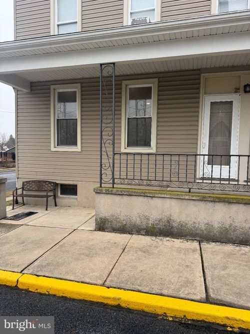 100 S Park St, RICHLAND, PA, 17087-9663 | Card Image