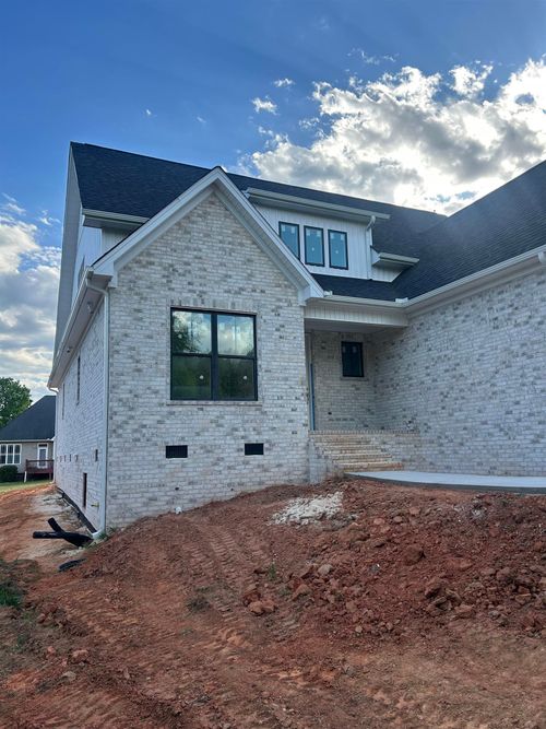 580 Chattooga Rd, Roebuck, SC, 29376-3384 | Card Image